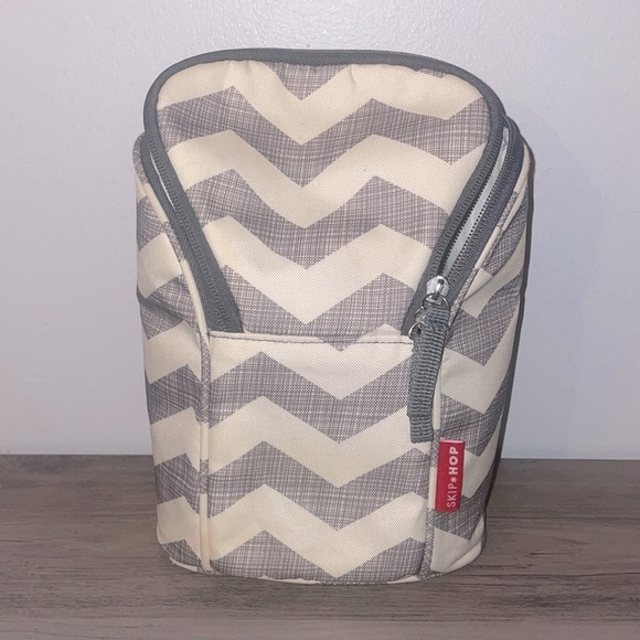 Skip Hop Grab & Go Double Bottle Bag, Chevron - Picture 2 of 8